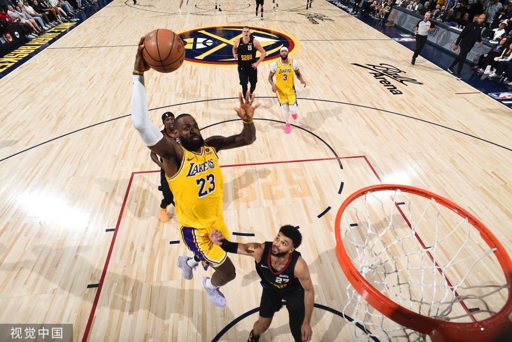 屡屡获胜的 屡屡获胜的