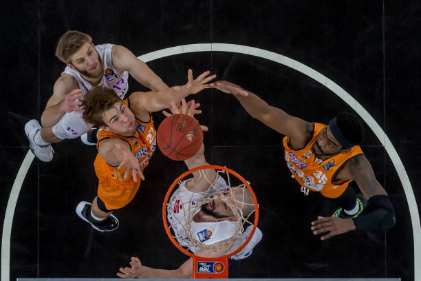 红魔首胜 红魔首胜